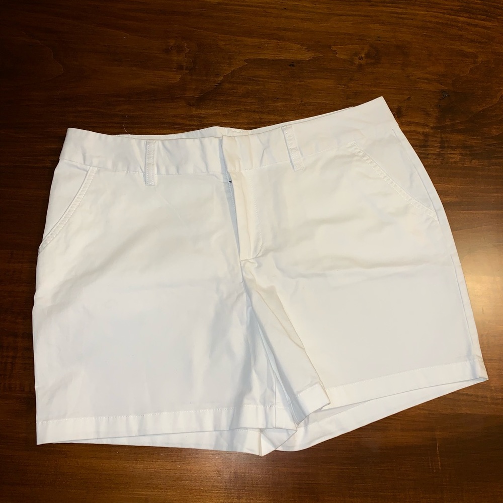 Le Tigre Women’s White Shorts, size 14